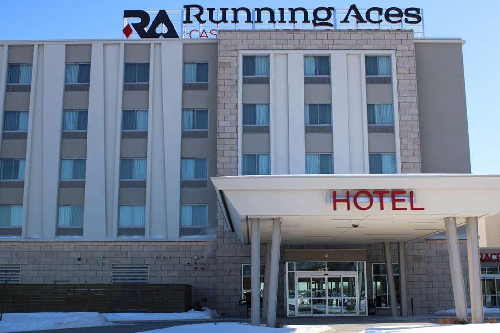 Running Aces Hotel & Casino, Trademark Collection By Wyndham Forest Lake Luaran gambar